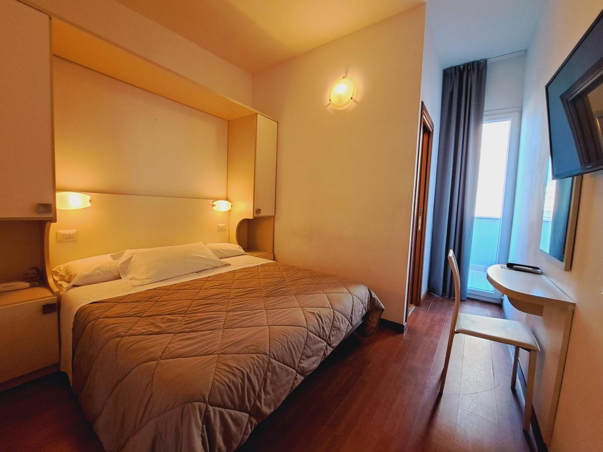 Hotel Butterfly Wellness & Spa Rimini Exterior foto