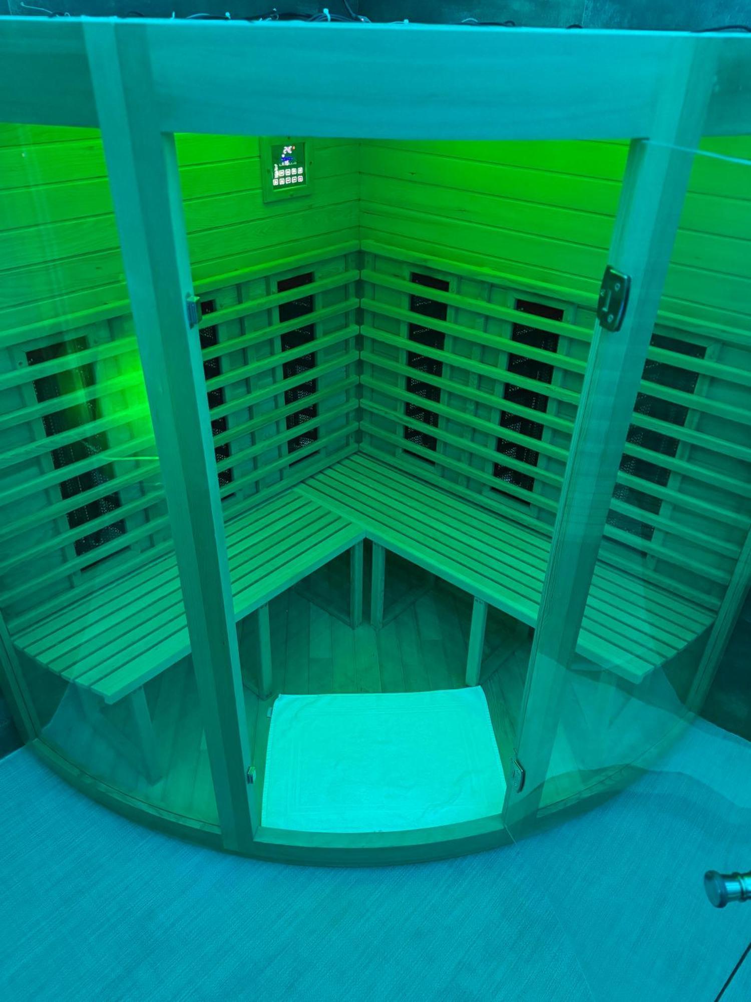 Hotel Butterfly Wellness & Spa Rimini Exterior foto