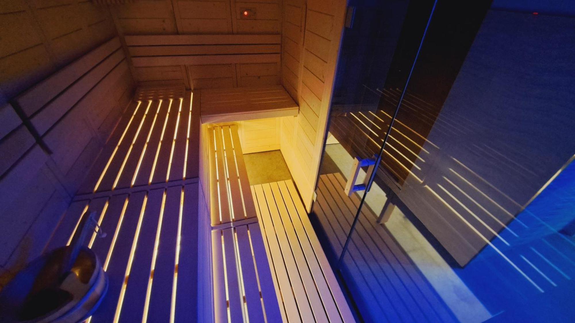 Hotel Butterfly Wellness & Spa Rimini Exterior foto